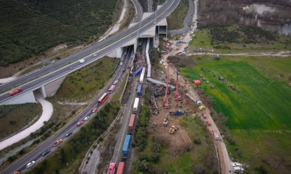 Λέκκας για Τέμπη: Αν η σύγκρουση είχε γίνει μέσα στη σήραγγα θα ήταν όλοι νεκροί